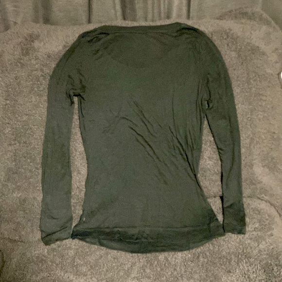 Tart Gray Burnout Long sleeve Shirt size Medium - Picture 3 of 3